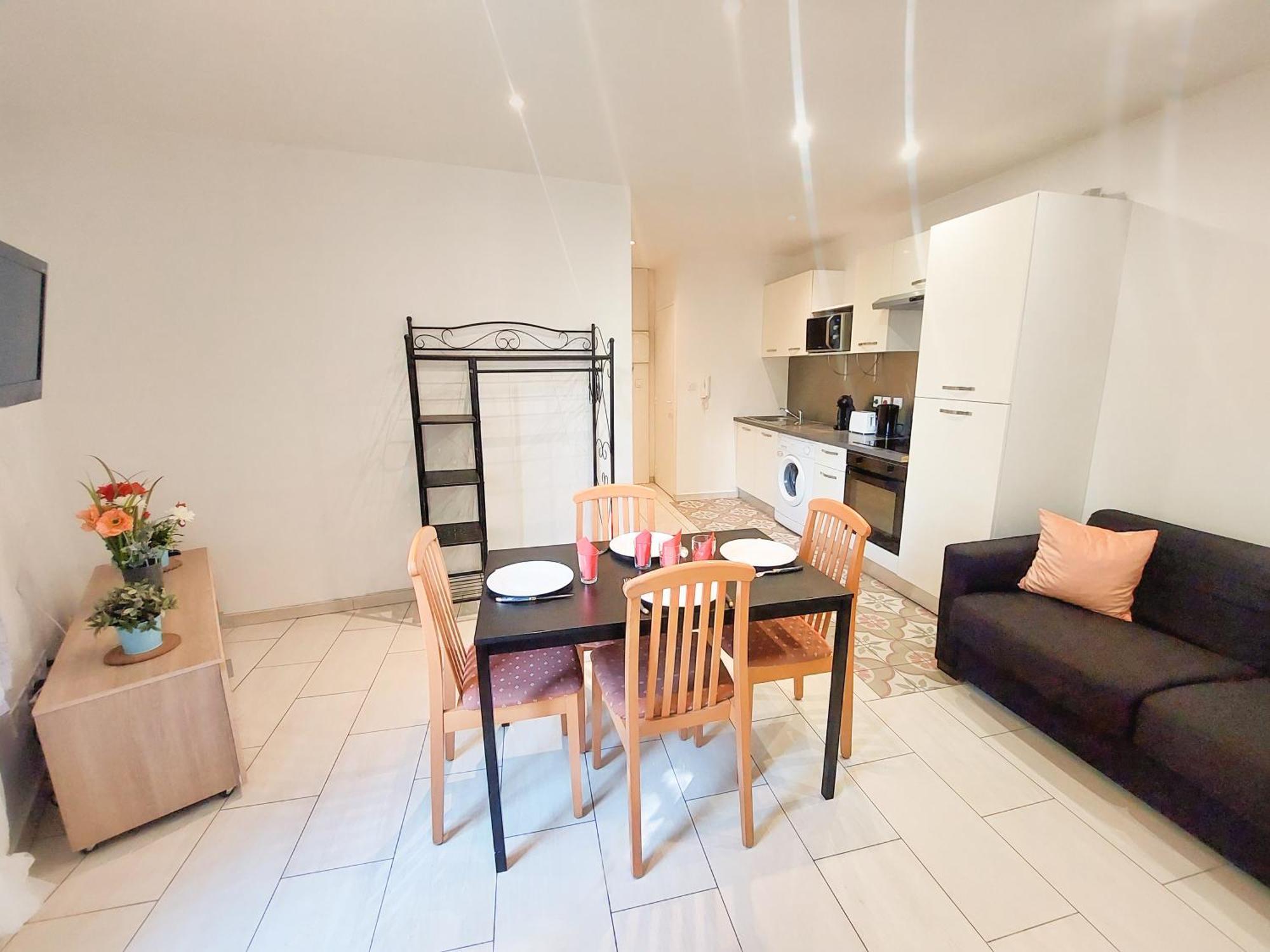 Charmant Appartement Pres Du Marche, Gare Et Port A 5Mn Toulon Exteriér fotografie